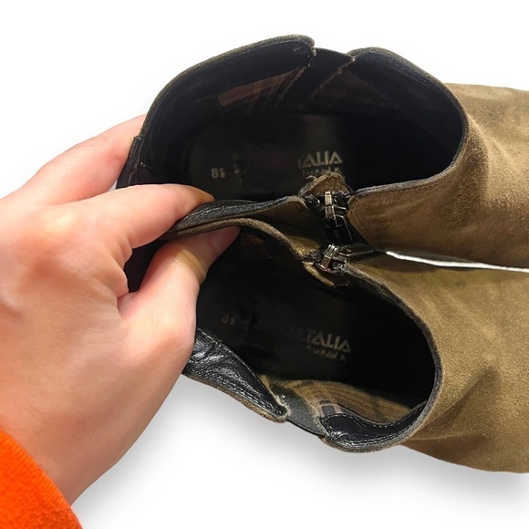 AQUATALIA Women's Suede Made in Italy Army Green Ankle Boots Sz 8.5 - Picture 5 of 8